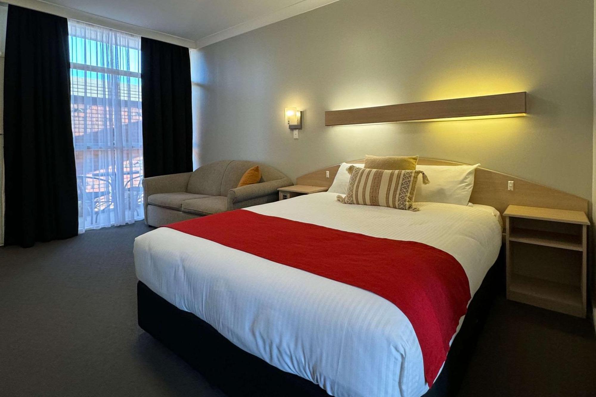 Econo Lodge Gateway Тамуорт Экстерьер фото